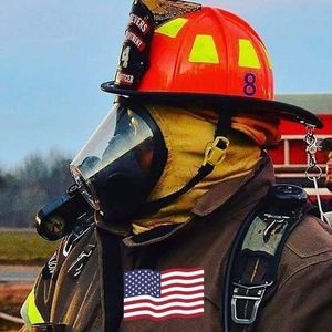 Meet your Posher, Devone